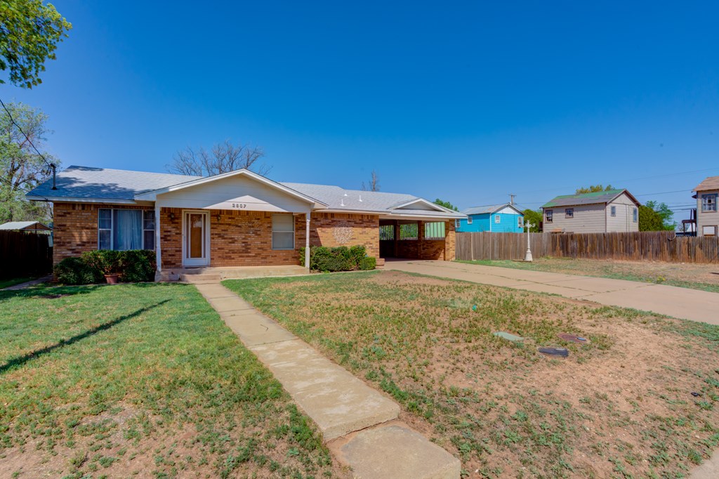 2807 Ave E, Snyder, Texas image 3