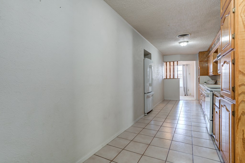 2807 Ave E, Snyder, Texas image 24