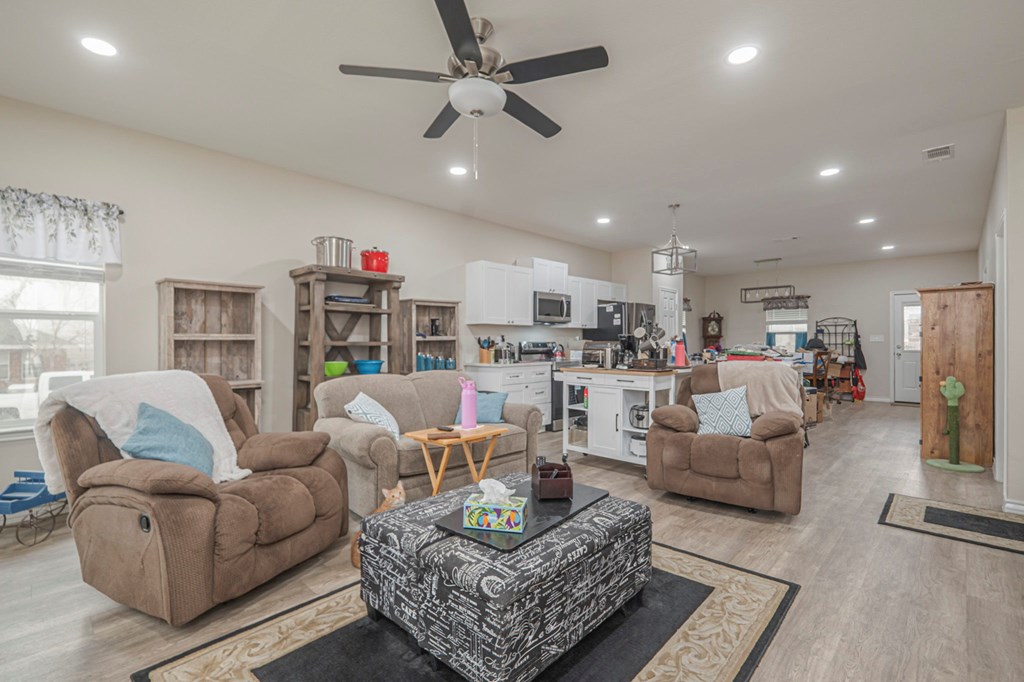 1404 Marijo, Big Spring, Texas image 8