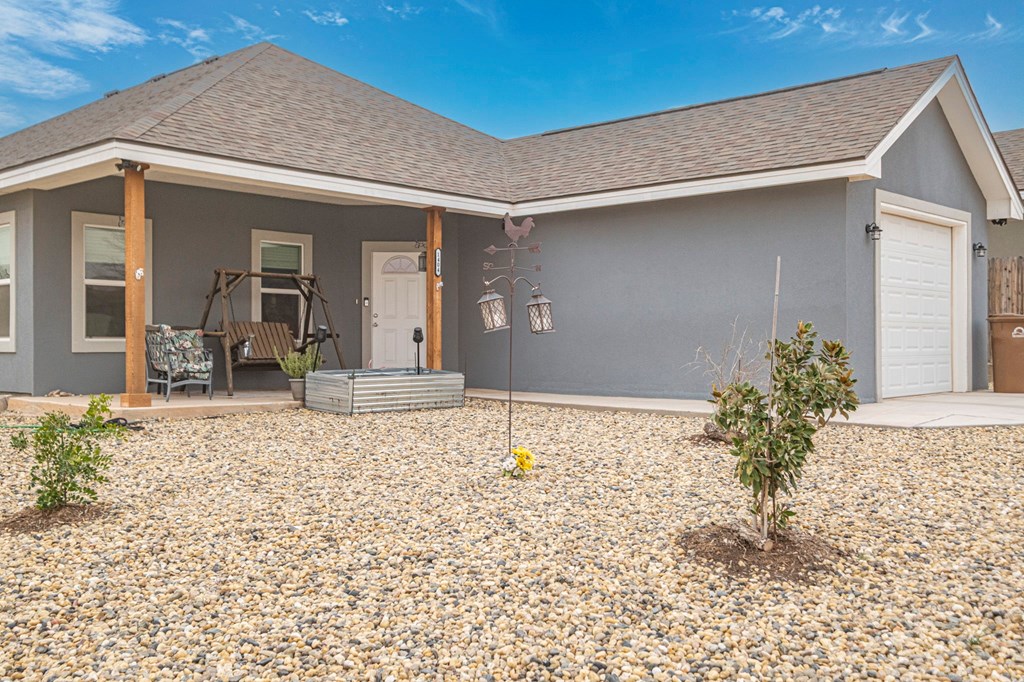 1404 Marijo, Big Spring, Texas image 2