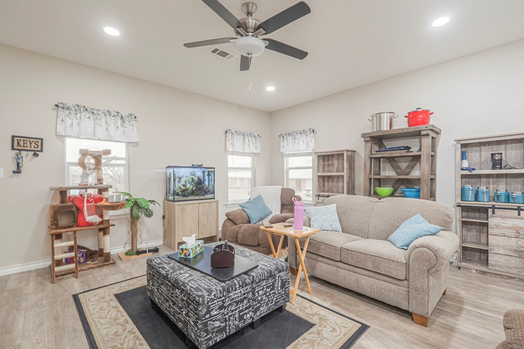 1404 Marijo, Big Spring, Texas image 7