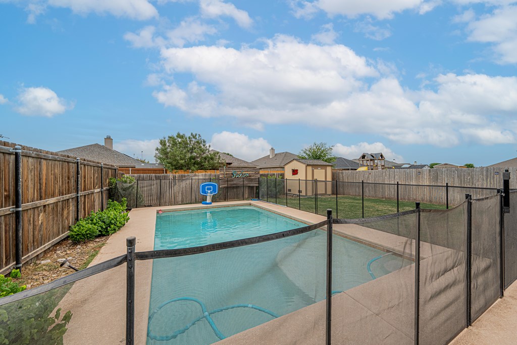 1014 Clemente Court, Midland, Texas image 4