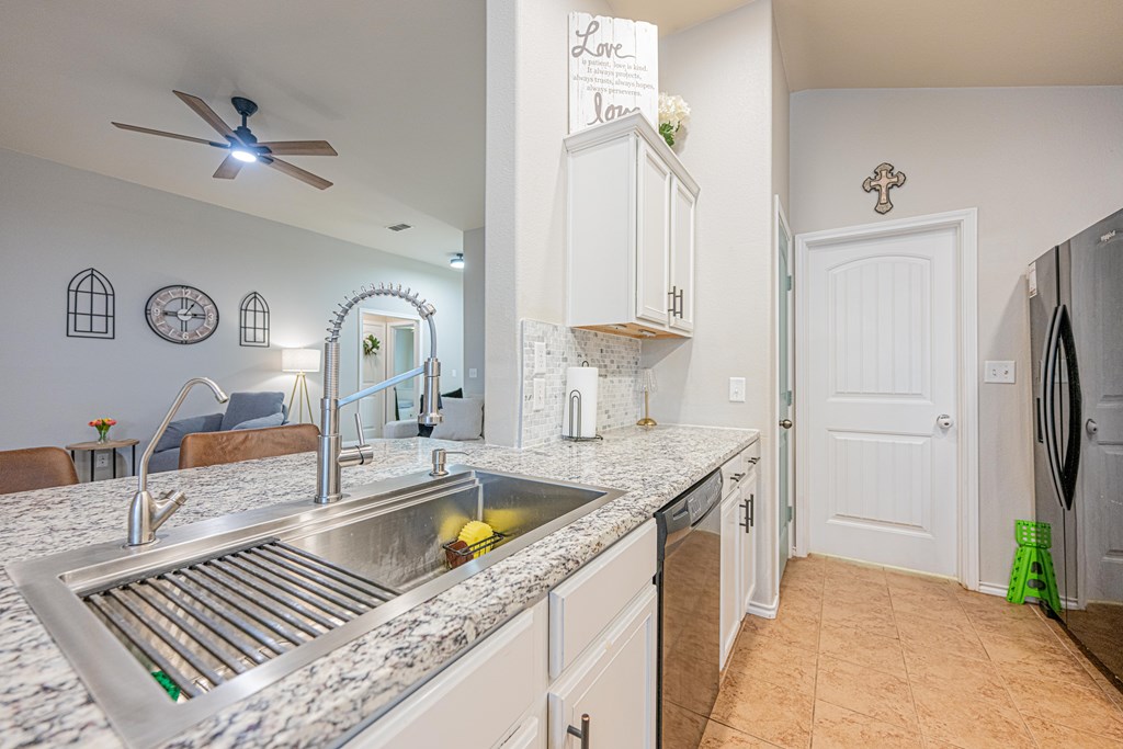 1014 Clemente Court, Midland, Texas image 19