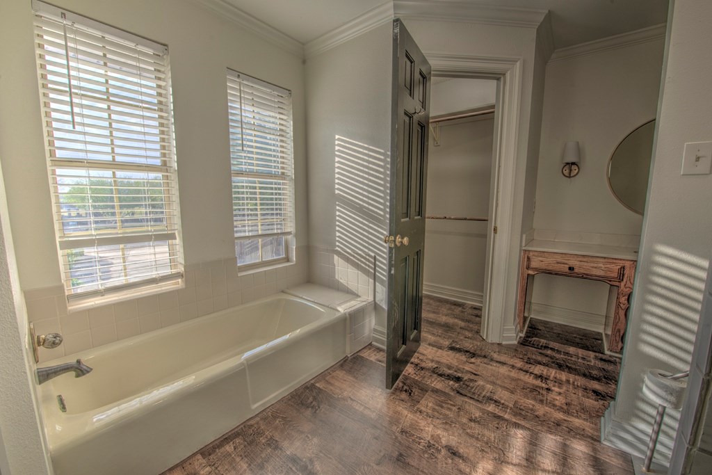 4452 Dogwood Ct, Midland, Texas image 30