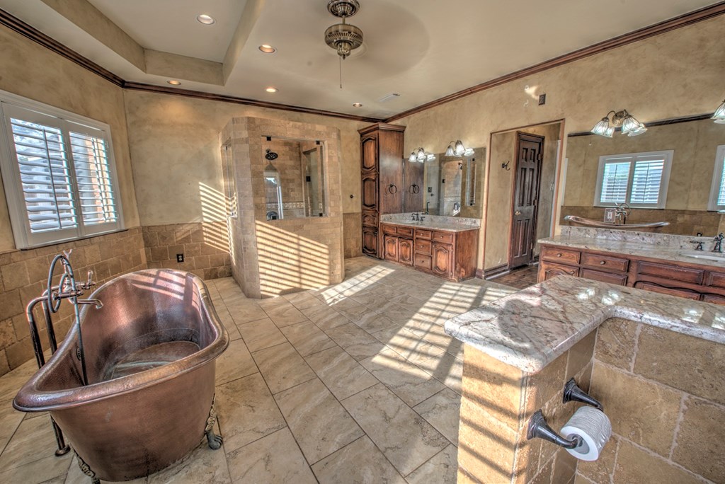 4452 Dogwood Ct, Midland, Texas image 16