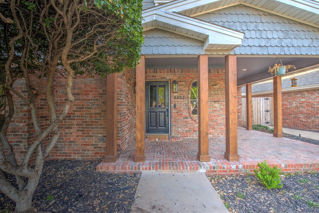 4452 Dogwood Ct, Midland, Texas image 4