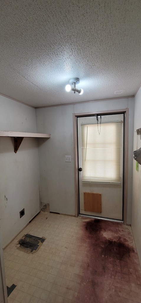 4098 W Gomez Rd, Fort Stockton, Texas image 4