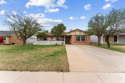 Homes For Sale - 4513 Mercedes Dr<br/> Midland, TX 79703