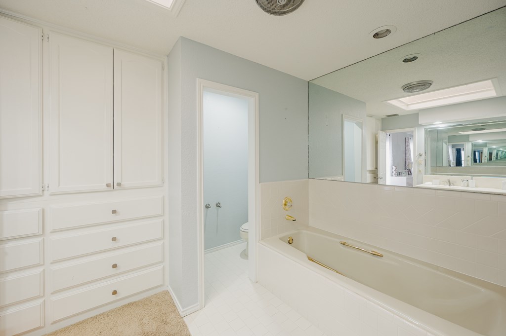 5000 Thames Court, Midland, Texas image 15