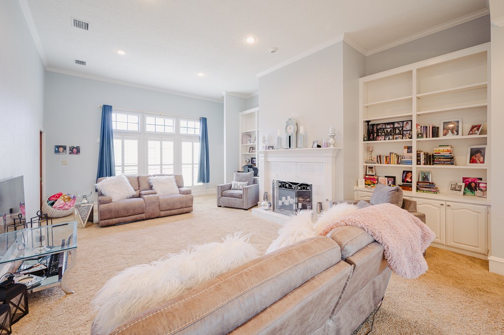 5000 Thames Court, Midland, Texas image 3