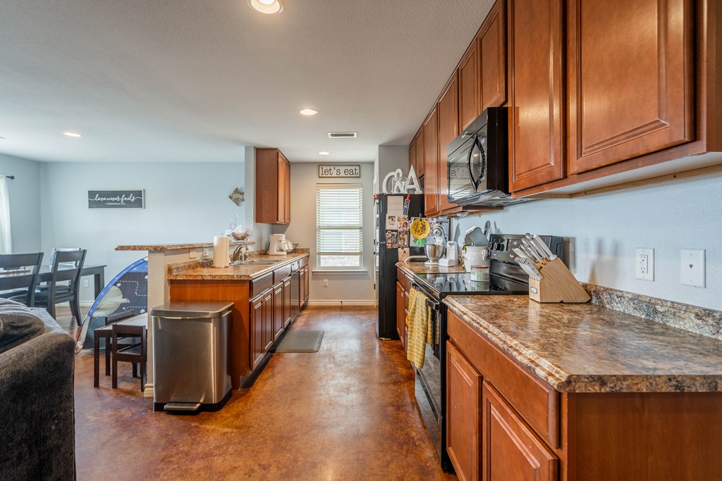 1104 Milltown Rd, Midland, Texas image 4