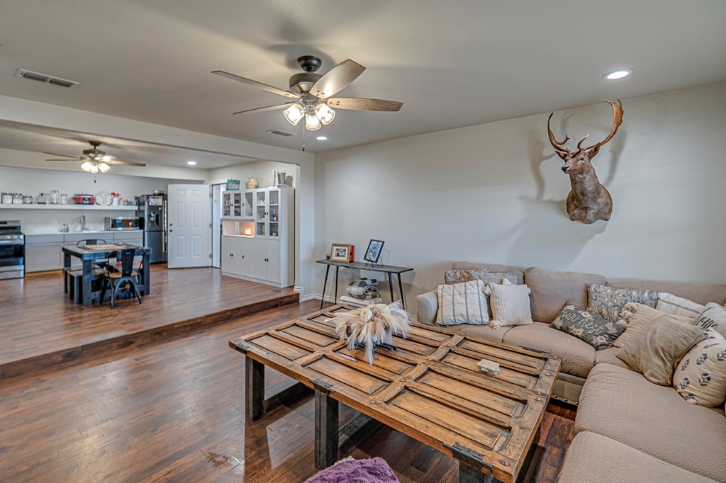 24601 S Hwy 349, Midland, Texas image 8