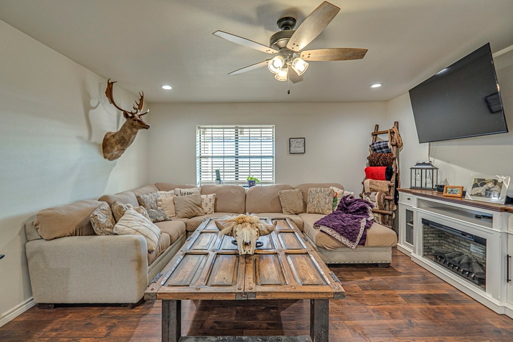 24601 S Hwy 349, Midland, Texas image 10