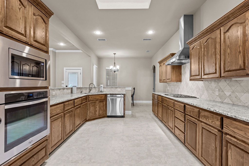 3101 Fairfield Lane, Midland, Texas image 8