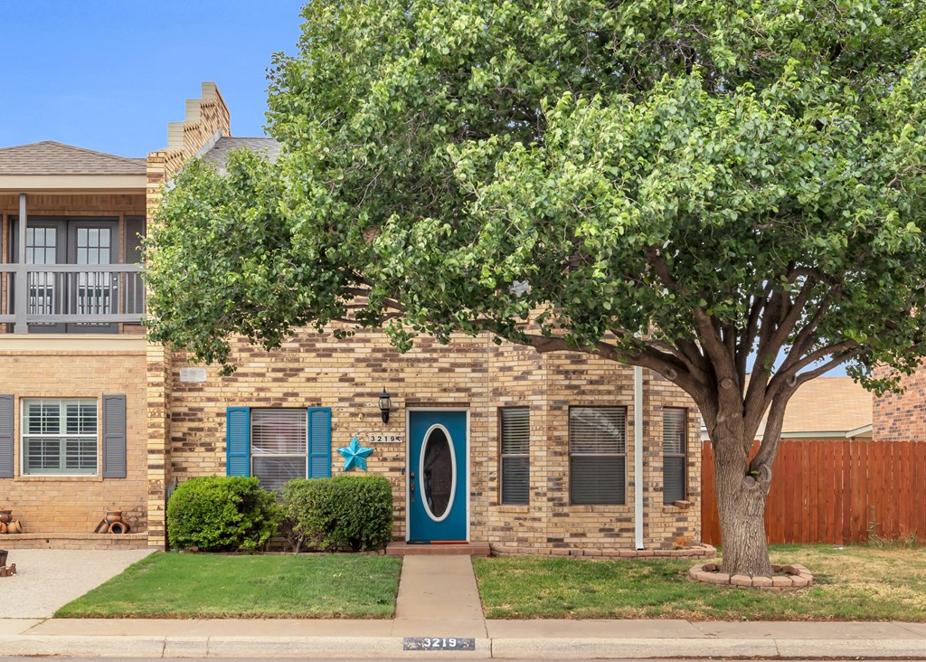 3219 Whittle Way, Midland, Texas image 2