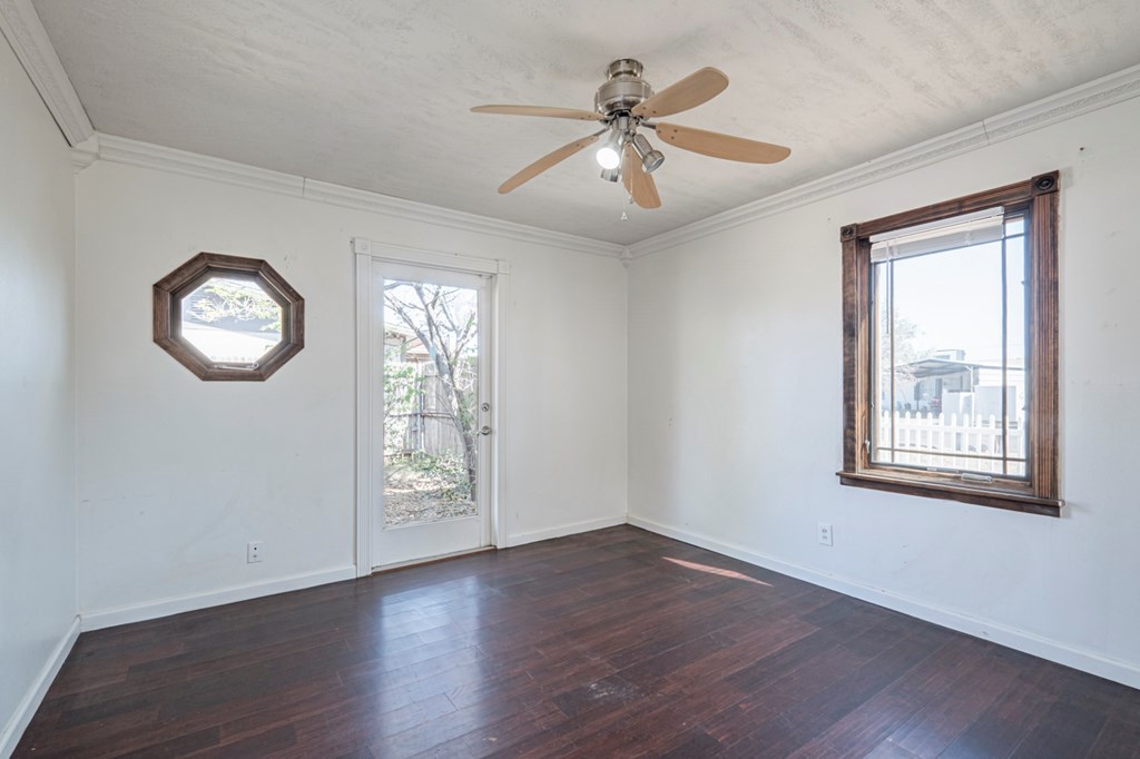 204 Spraberry Dr, Midland, Texas image 14