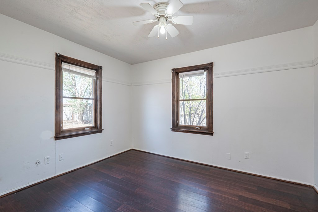 204 Spraberry Dr, Midland, Texas image 18