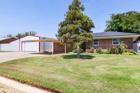 Homes For Sale - 500 N Gray St<br/> Stanton, TX 79782