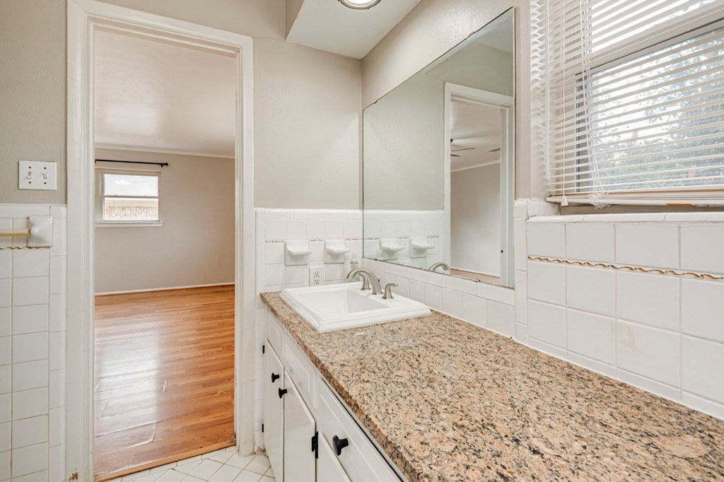 2809 W Shandon Ave, Midland, Texas image 31