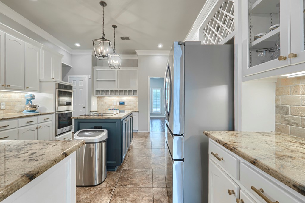 7005 Ridgeboro Court, Midland, Texas image 12