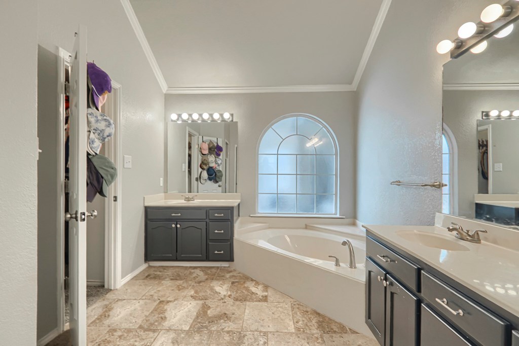 7005 Ridgeboro Court, Midland, Texas image 50