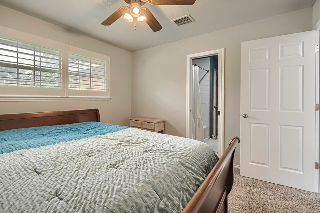 7005 Ridgeboro Court, Midland, Texas image 31
