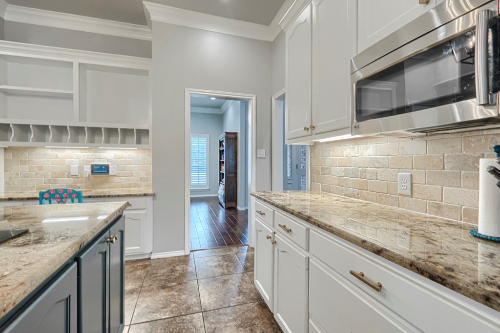 7005 Ridgeboro Court, Midland, Texas image 14