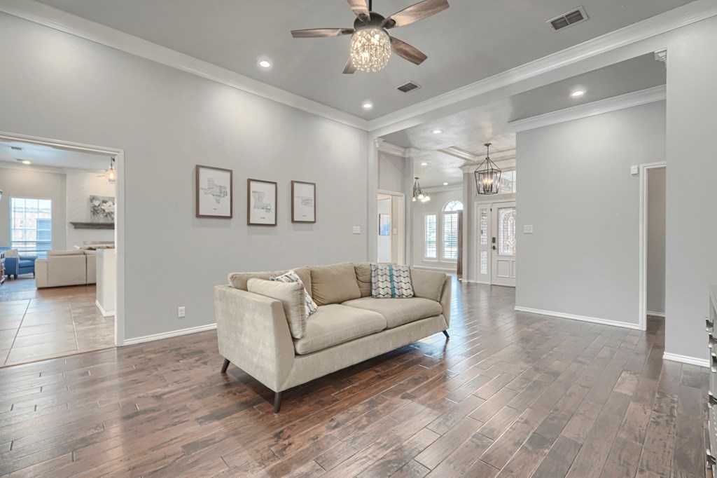 7005 Ridgeboro Court, Midland, Texas image 9