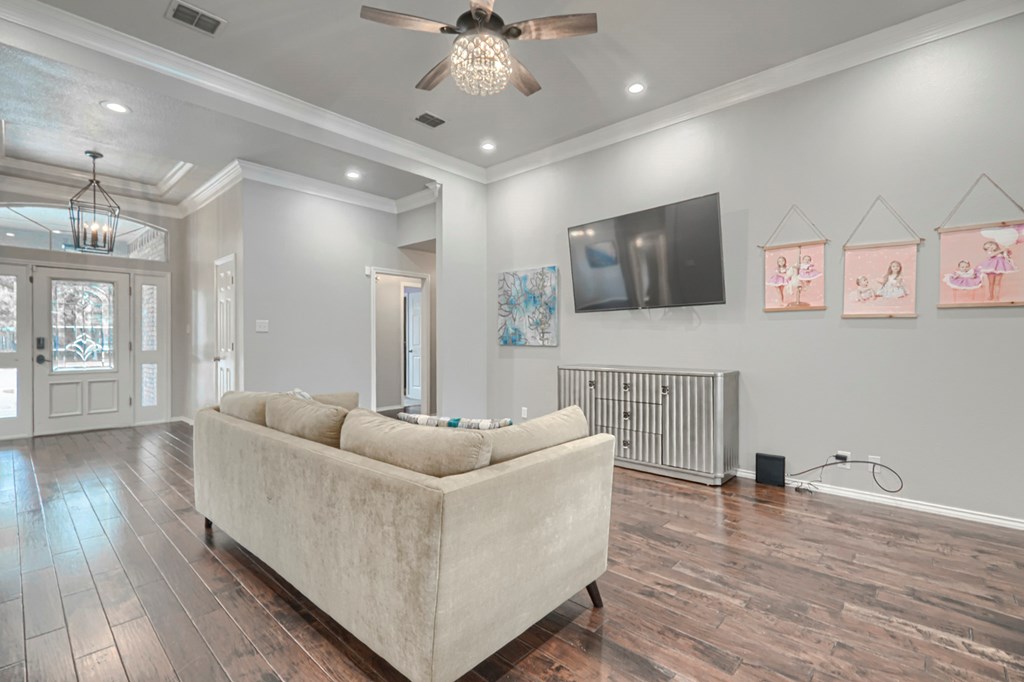 7005 Ridgeboro Court, Midland, Texas image 10