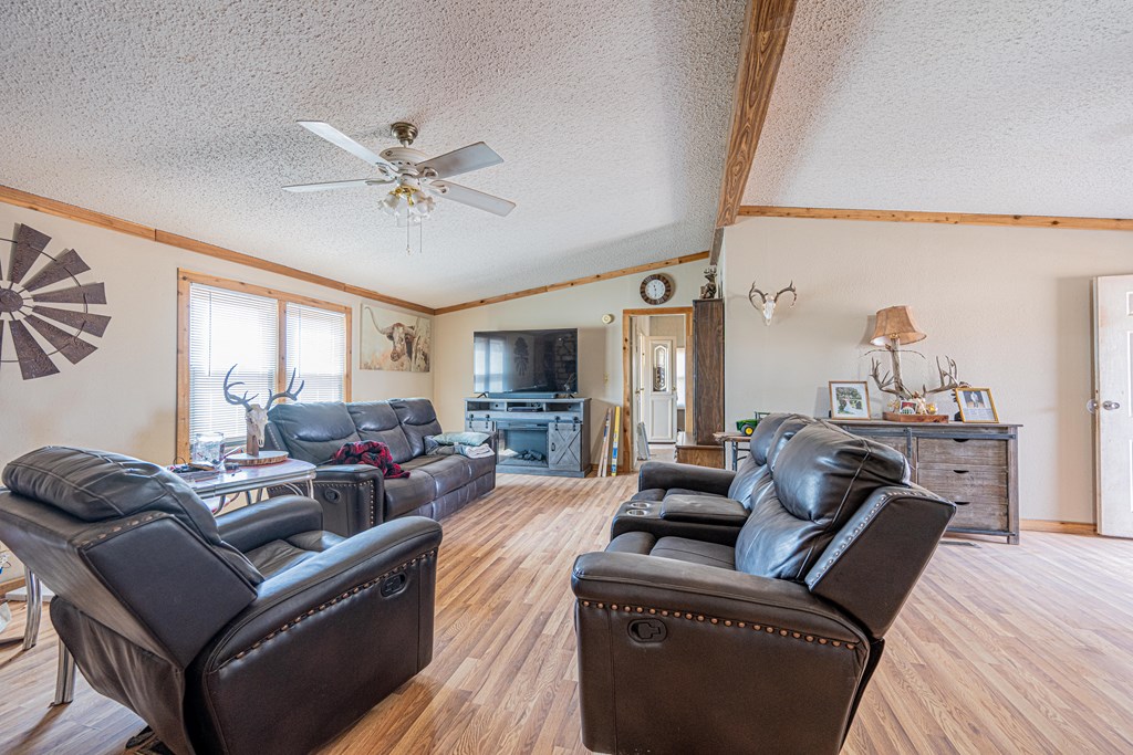 2059 County Rd C3351, Stanton, Texas image 13