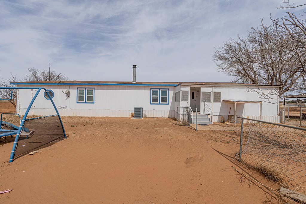 2059 County Rd C3351, Stanton, Texas image 8
