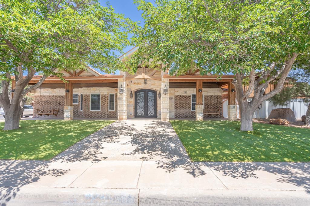 4908 Anetta Dr, Midland, Texas image 1