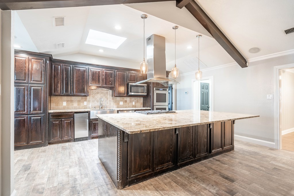 4908 Anetta Dr, Midland, Texas image 7