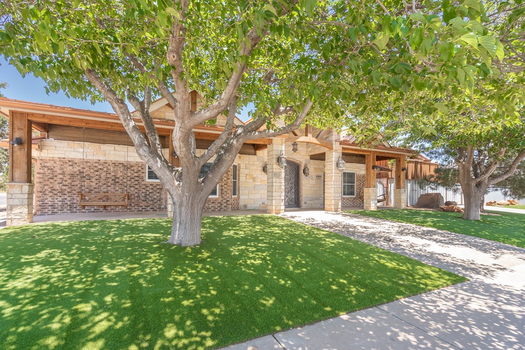 4908 Anetta Dr, Midland, Texas image 3