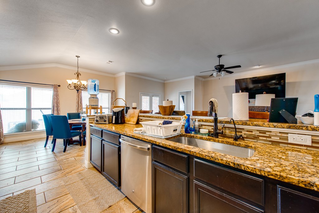 418 Orourke, Midland, Texas image 17