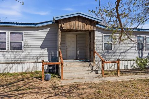 Mobile Home For Sale - 1113 S County Rd 1083<br/> Midland, TX 79706