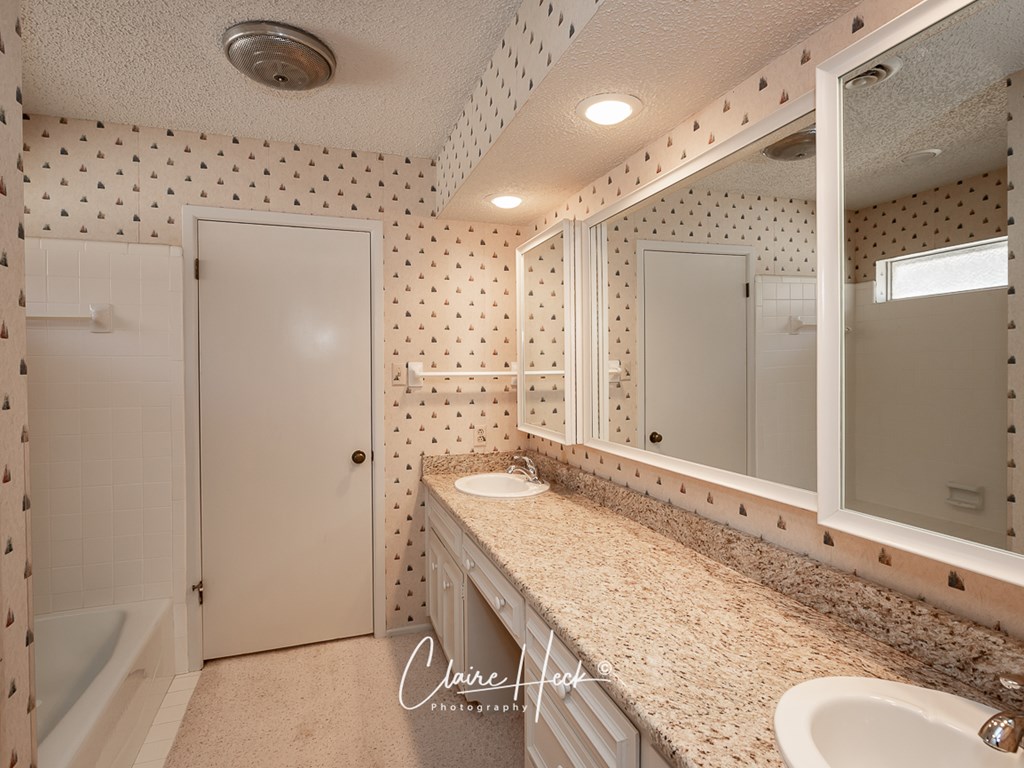 1209 W Pecan Ave, Midland, Texas image 30