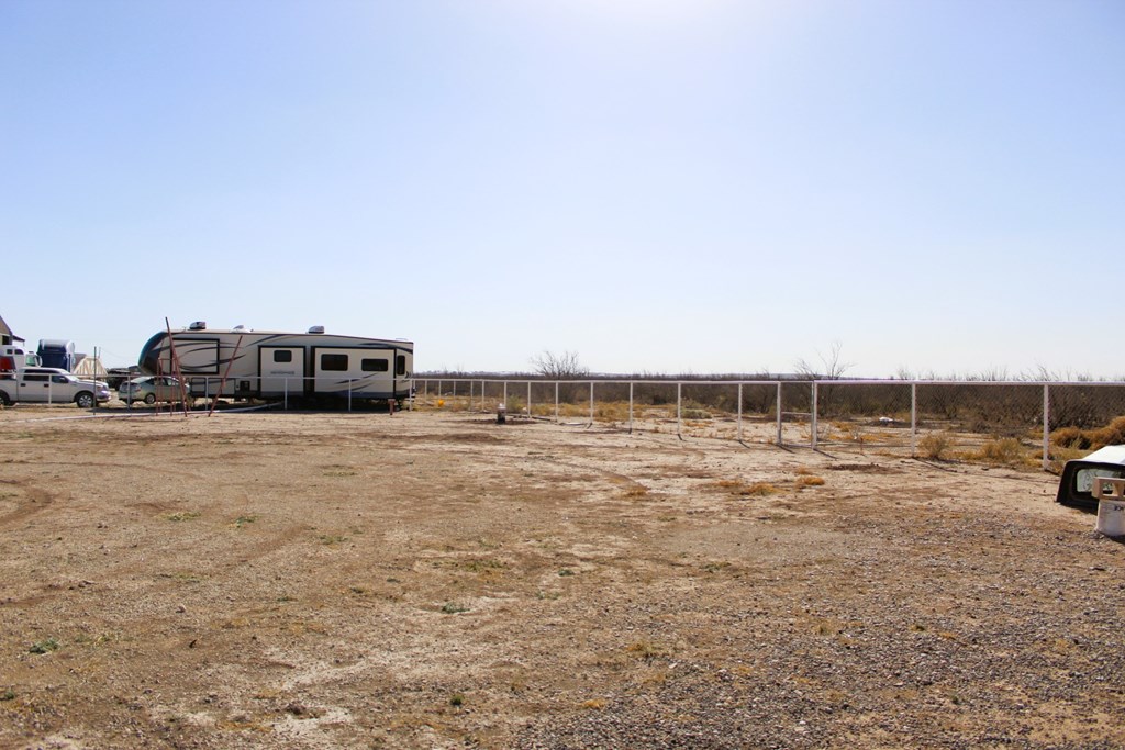 4795 N Gonzalez Rd, Fort Stockton, Texas image 43