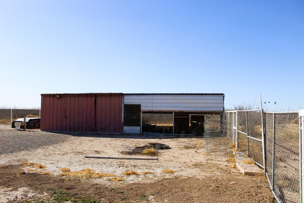 4795 N Gonzalez Rd, Fort Stockton, Texas image 37