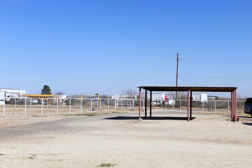 4795 N Gonzalez Rd, Fort Stockton, Texas image 45