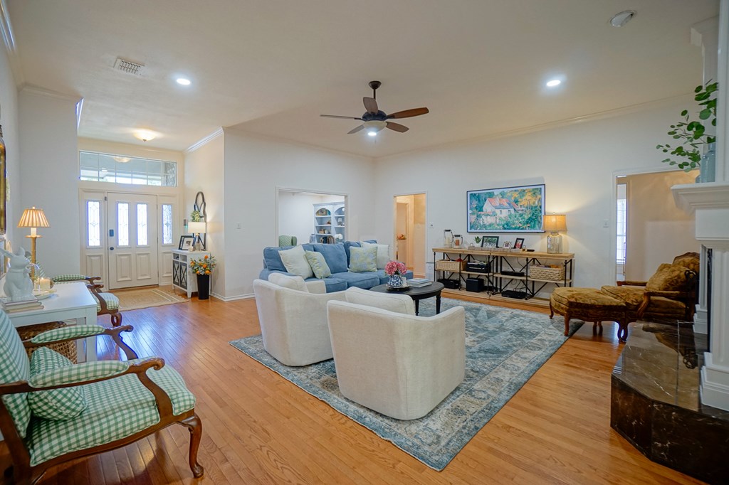 5504 Kingston Ave, Midland, Texas image 4