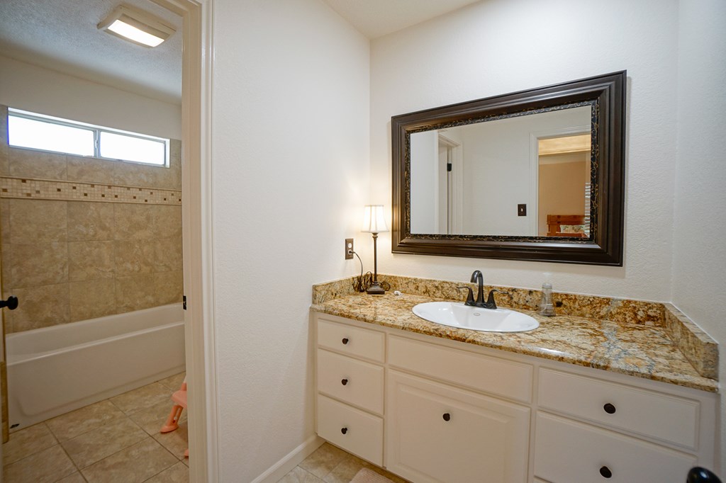 5504 Kingston Ave, Midland, Texas image 24