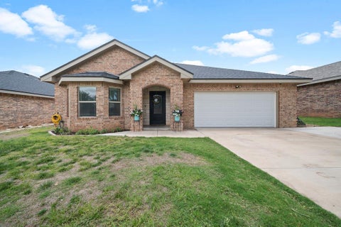 Homes For Sale - 3238 Duke Ave<br/> Big Spring, TX 79720