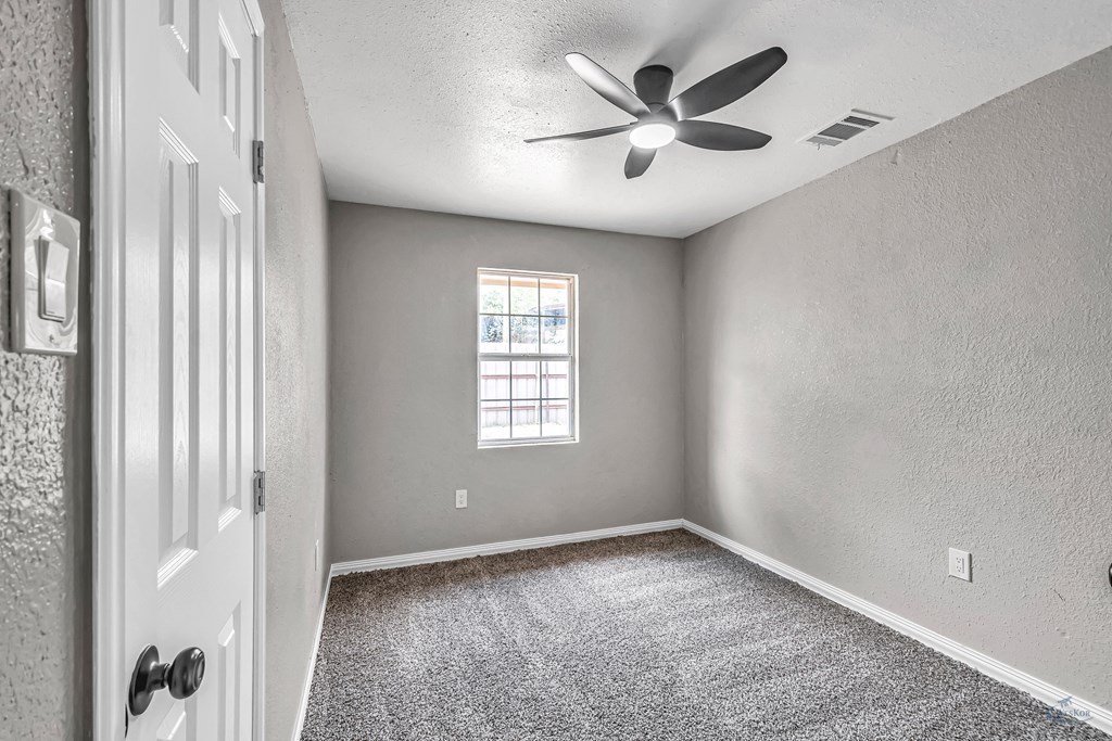 1417 W County Rd 116 1/2, Midland, Texas image 10