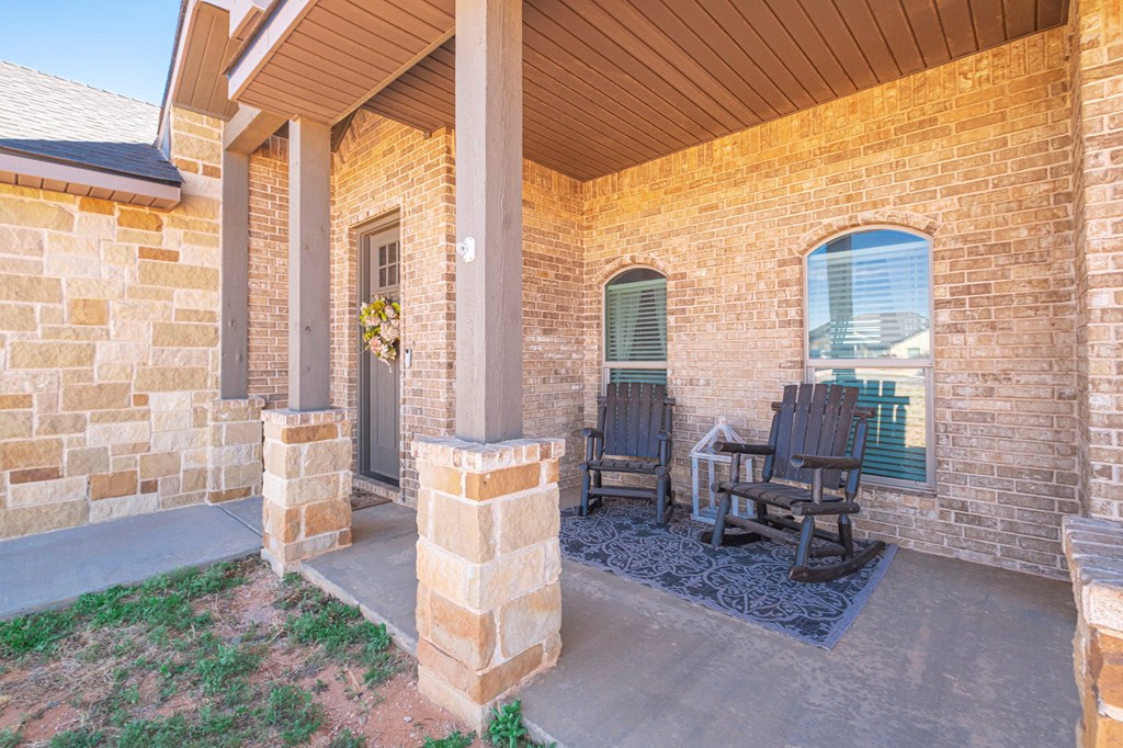 2068 SE County Rd 2450, Andrews, Texas image 2
