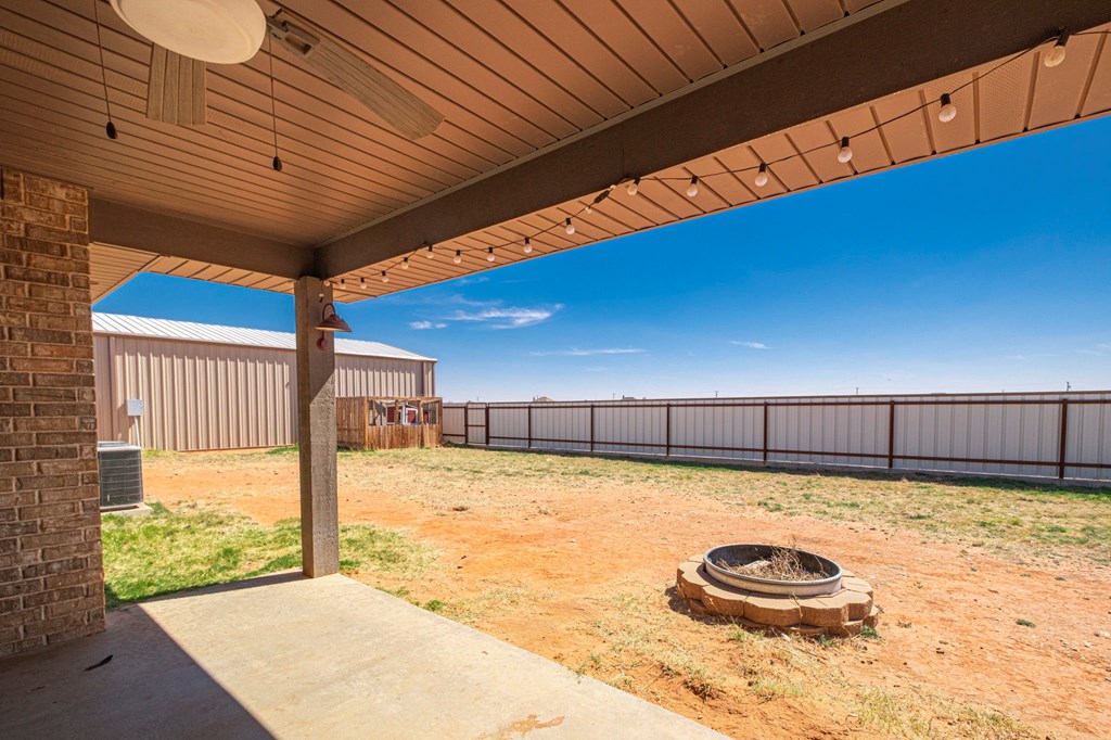 2068 SE County Rd 2450, Andrews, Texas image 34