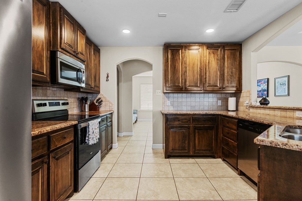 611 Baylor Blvd, Big Spring, Texas image 6
