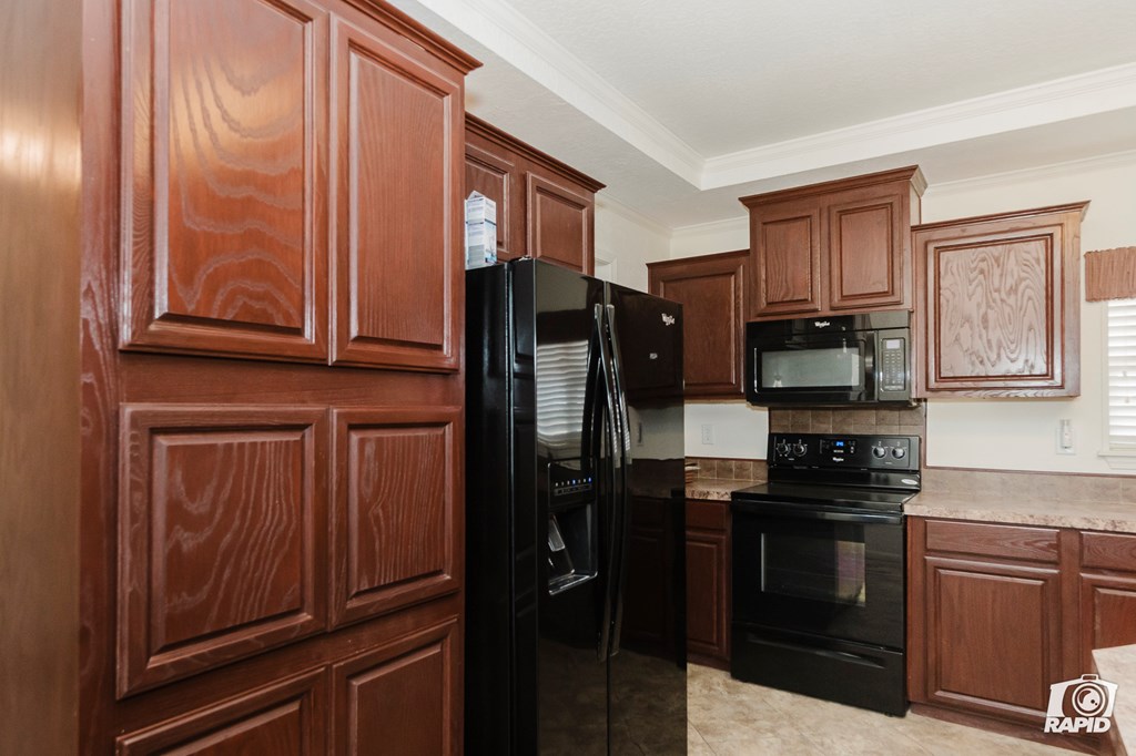 2610 W County Rd 140, Midland, Texas image 13