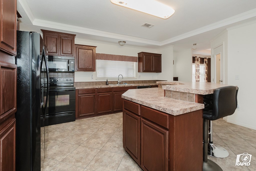 2610 W County Rd 140, Midland, Texas image 12