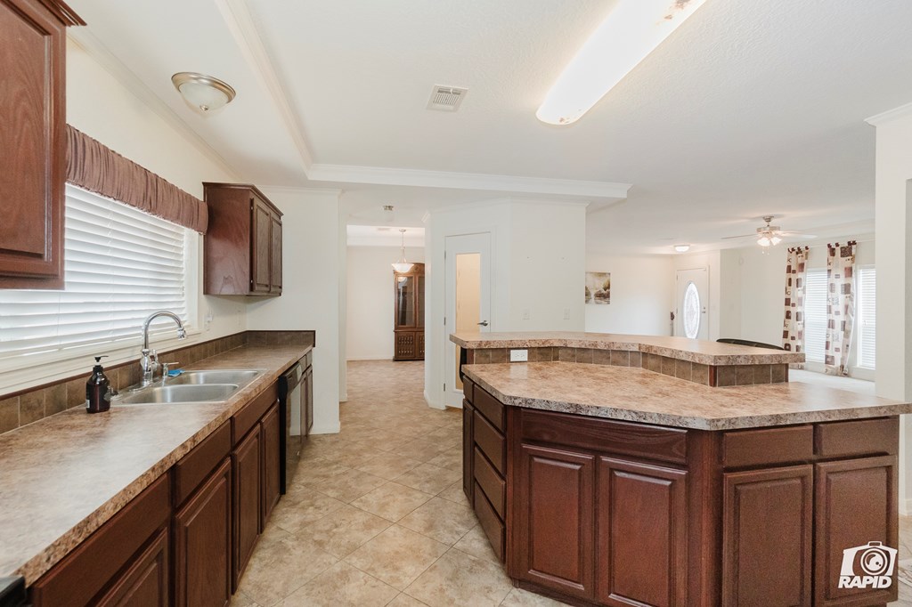 2610 W County Rd 140, Midland, Texas image 10